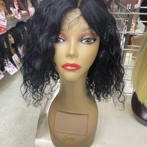 Meet your Posher, Whitney